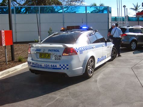 Aussie Old Parked Cars Holden Vf Commodore Ss Nsw Police