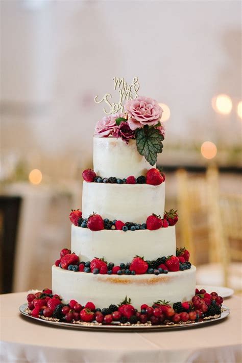 Wedding Cake With Fresh Berries Fruit Wedding Cake Berry Wedding