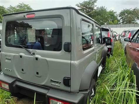 2022 Suzuki Jimny 1 5 Base Spec Wagon Lacak Harga