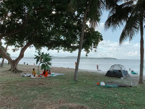 Afternoon Stroll at Changi Beach, Singapore - Dianne Karol - Sun-kissed ...