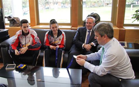 El Presidente Del CSD Miguel Cardenal Recibe A Los Taekwondistas