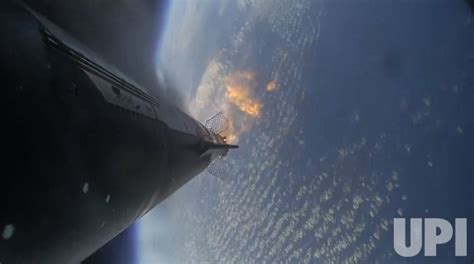 Photo: SpaceX's Starship Lifts Off for Orbital Test Flight, Explodes ...