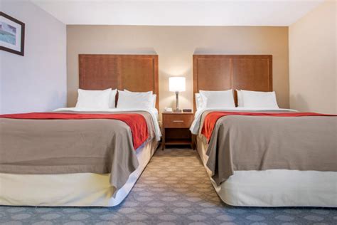 Accommodations Comfort Inn Fallsview Hotel