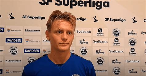 Alexander Lyng Gl Der Sig Til Debut P Sydbank Park S Nderjyske Fodbold