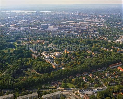 Berlin aus der Vogelperspektive Klinikgelände des Krankenhauses