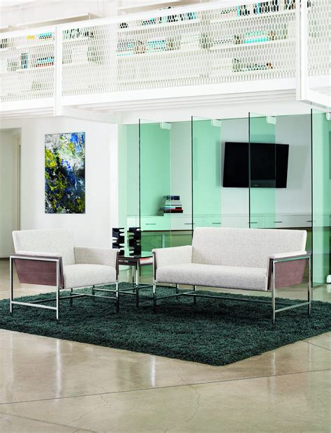 Aloft | Arcadia | Alan Desk