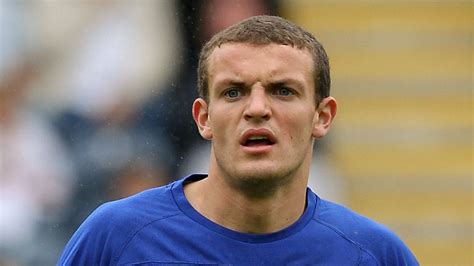 everton  wallace extension football news sky sports