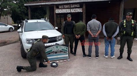 Gendarmer A Nacional Secuestr Coca Na Y Mil Pesos En Efectivo