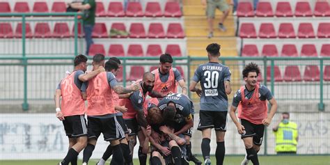 Play Off Serie C Alessandria Alla Final Four Alla Feralpisal