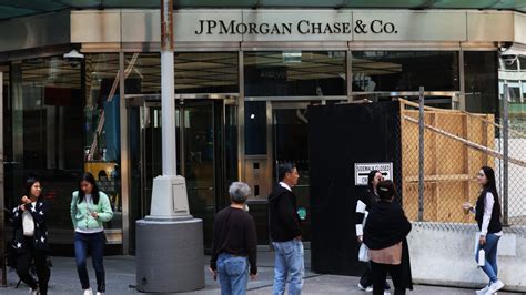 U S Virgin Islands Wants Jpmorgan To Pay 190 Million In Damages In Epstein Lawsuit