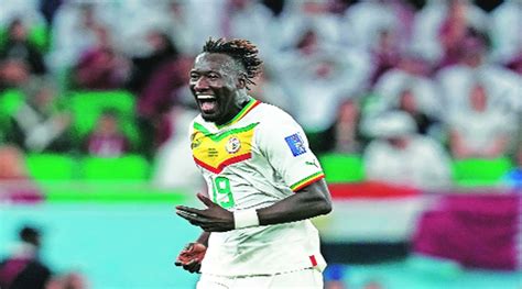 Fifa World Cup Hosts Qatar Suffer Second Straight Defeat Senegal