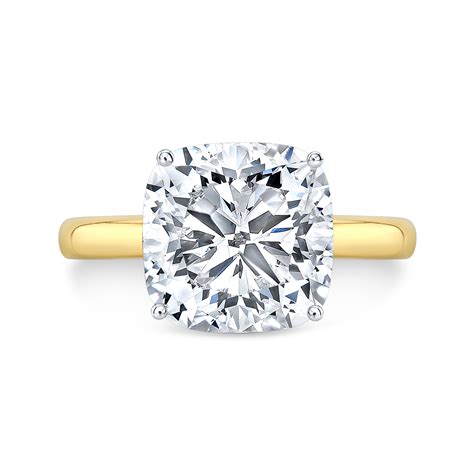 Cushion Cut Diamond Solitaire