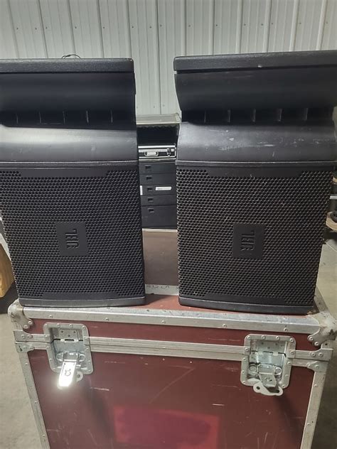 JBL VRX932LA Pair With Case 12 Compact Passive Line Array Reverb