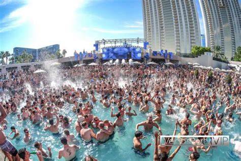 Wet Republic Ultra Pool At The MGM Grand Vegas Party VIP