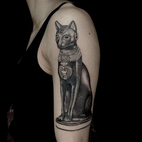 Bastet Tattoos Explained: Origins, Meanings & Tattoo Artists