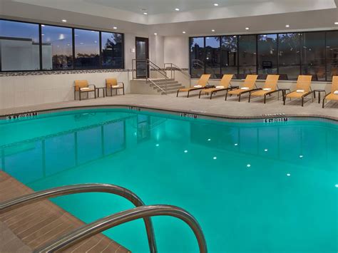 The 25 Best Hotel Pools in Philadelphia | Visit Philadelphia