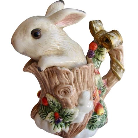 Fitz Floyd Snowy Woods Bunny Rabbit Creamer Gold Ribbon Vintage