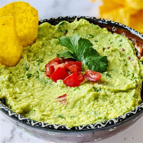 Guacamole Recipe (with Video)