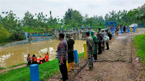 Cari Ikan Disungai Warga Blora Temukan Mayat Perempuan Mengapung