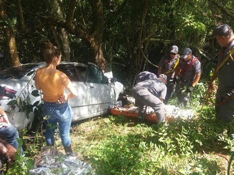 G Carro Cai Em Ribanceira E Motorista Morre Em Cunha Sp Not Cias