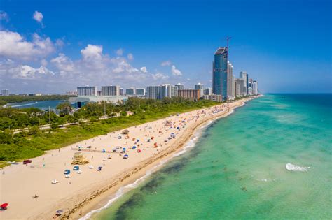 A Local S Guide To The 16 Best Beaches In Miami Landing