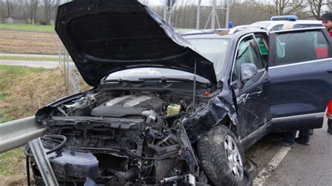 Saaldorf Surheim Schwerer Unfall Auf B20 Sieben Verletzte