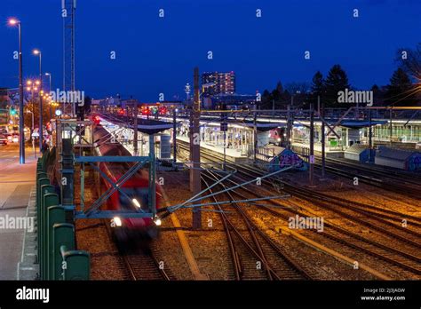 Station meidling wien Fotos und Bildmaterial in hoher Auflösung Alamy