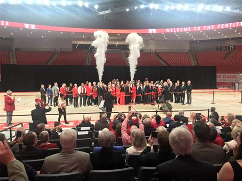 UH's New $60 Million Arena Wows as Tilman Fertitta and Renu Khator Go ...