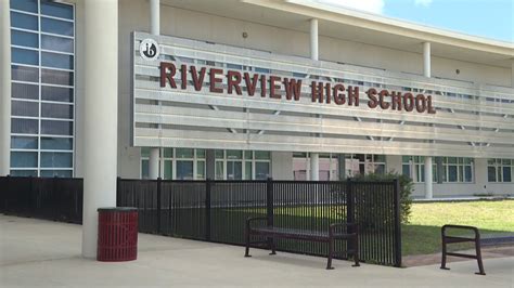 High COVID-19 rate at Riverview Highschool | wtsp.com