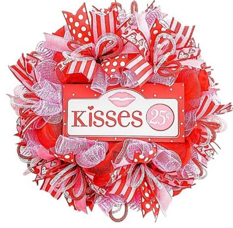 11 Lovely Valentine Wreaths For Your Home - Wondafox