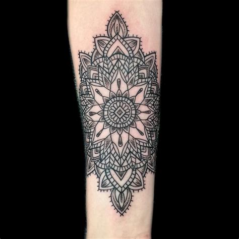 60 Best Lace Tattoo Designs And Meanings Sexy And Stunning 2019