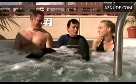 Portia De Rossi Bikini Scene In Arrested Development AZNude