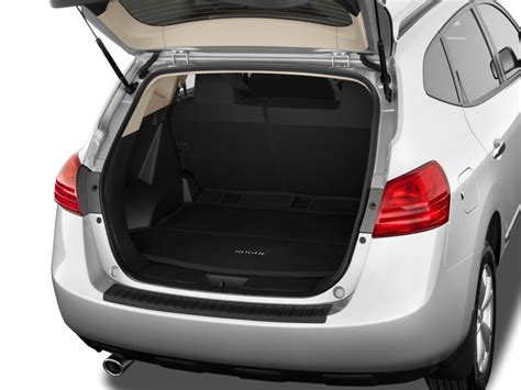 Nissan rogue dimensions trunk