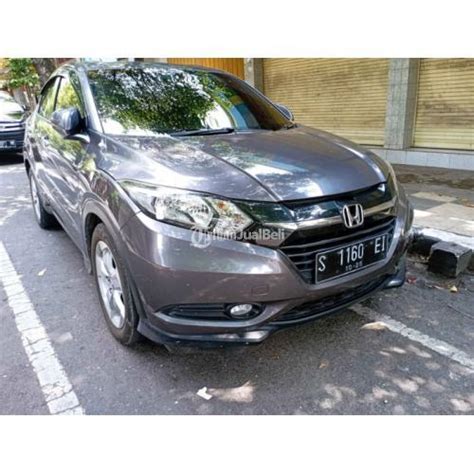 Mobil Honda HRV E CVT 2015 Grey Second Matic Aman Siap Pakai Di Tuban