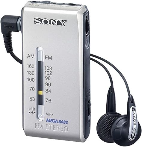 Sony SRF S84 FM AM Super Compact Radio Walkman With Sony MDR Fontopia