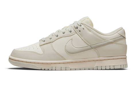 Preview Nike Dunk Low Light Bone Le Site De La Sneaker