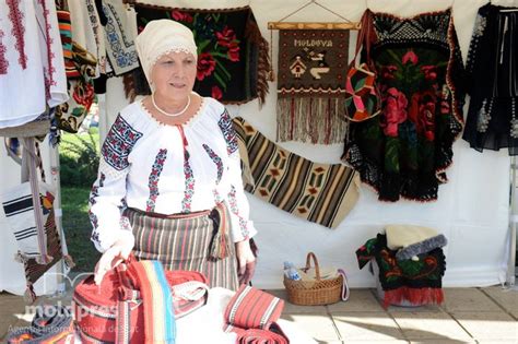 Moldpres News Agency Photo Gallery Chisinau Dedication Day