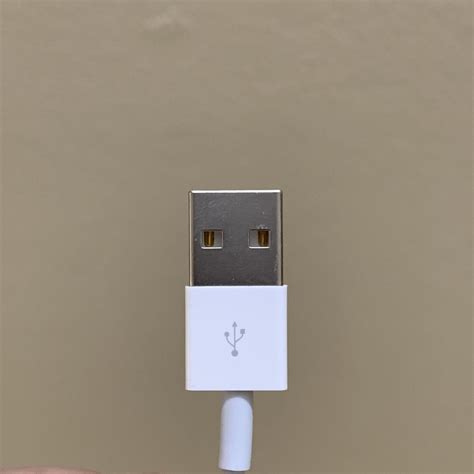 Cáp iPhone USB Lightning Chính Hãng - Huy Store