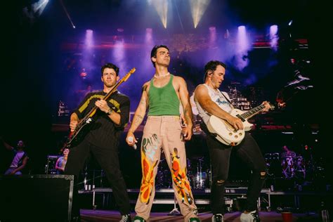 Por Qu Los Jonas Brothers Pospusieron Sus Conciertos En Cdmx Y