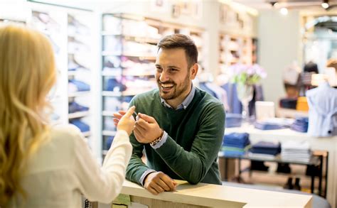 AI Reshaping Retail in 2025: Building Personalized Experiences and