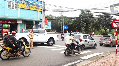 Bảo Lộc Thực hiện phương án phân luồng đảm bảo an toàn giao thông trên