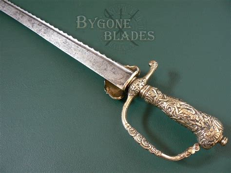 British 18th Century Saw-Back Hunting Sword. Cuttoe circa 1750 | Bygone Blades