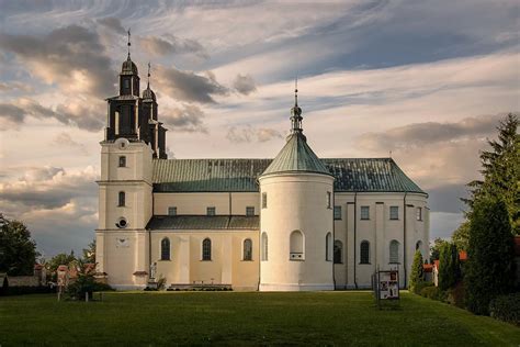 Bazylika Wniebowzięcia Najświętszej Maryi Panny w Gidlach Magiczne