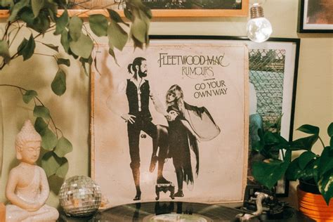 15 Of The Best Fleetwood Mac Songs That Defined A Generation | Revised 2025