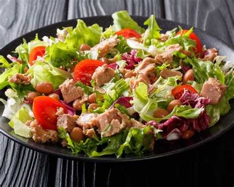 45 Healthy & Delicious Meal Prep Salads for Weight Loss