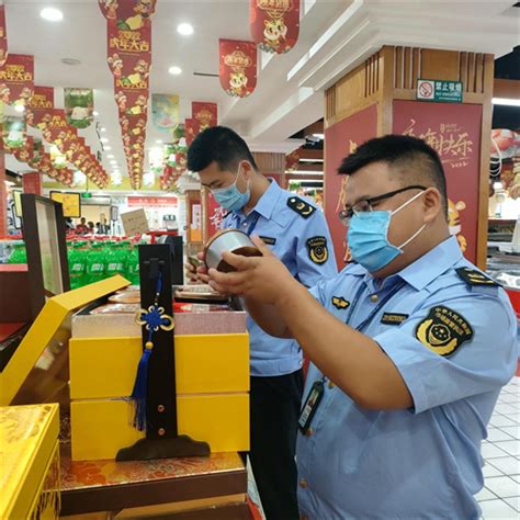 巴中市恩阳区市场监管局开展中秋节前月饼过度包装及“天价”月饼专项检查 【精神文明网】