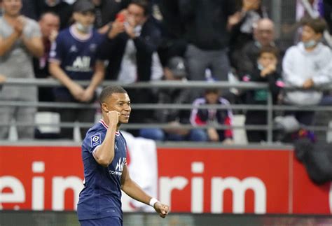 Messi Makes PSG Debut As Mbappe Steals The Show FMT