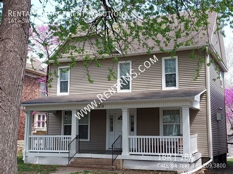 Sw College Ave Topeka Ks Apartment For Rent Rentable