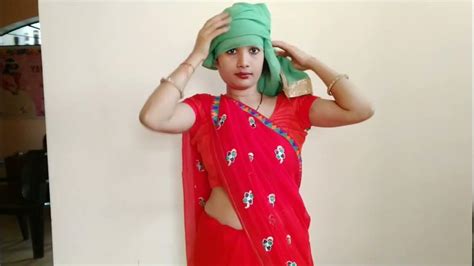 Indian Housewife Cleaning Vlog Hot Housewife Navel Show Hot Saree