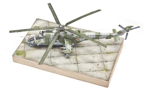 Mi 24 Hind 1:72 Zvezda